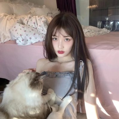 穿黑衣的女孩